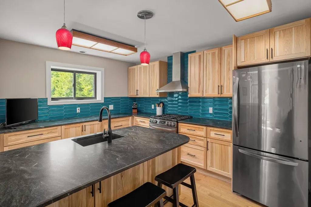 520 Dowsville Road Duxbury VT 05660
