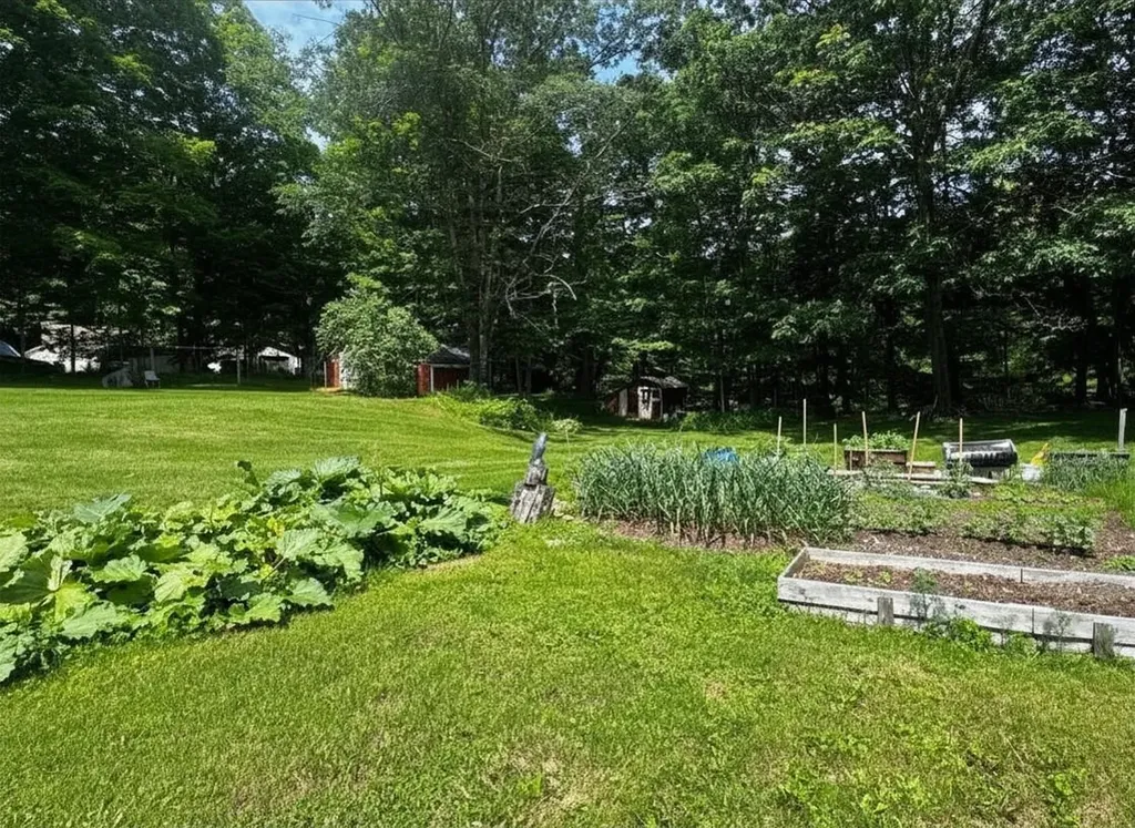 2875 East Street Clarendon VT 05759