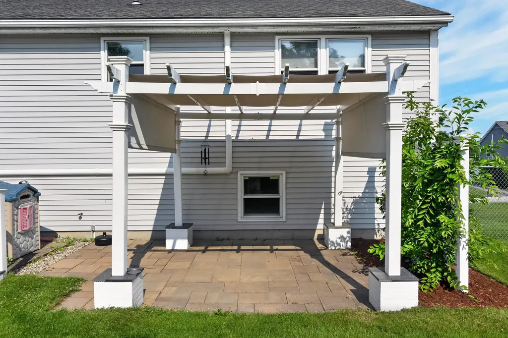 94 Pullman Street Manchester NH 03103