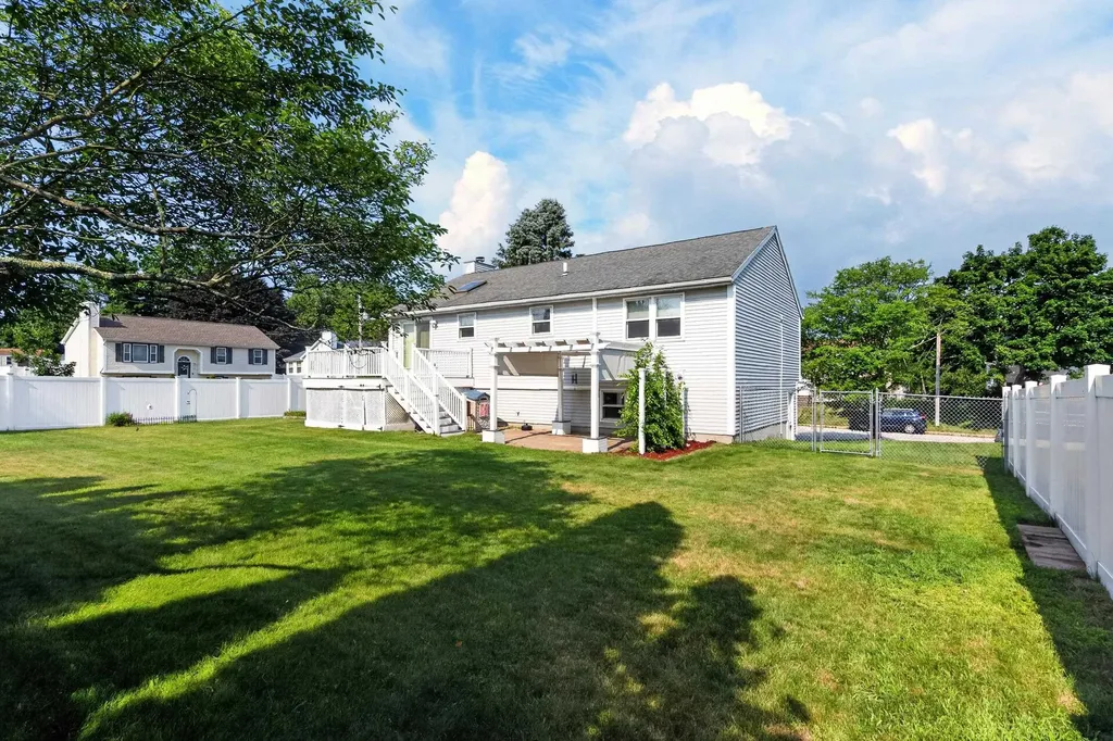 94 Pullman Street Manchester NH 03103