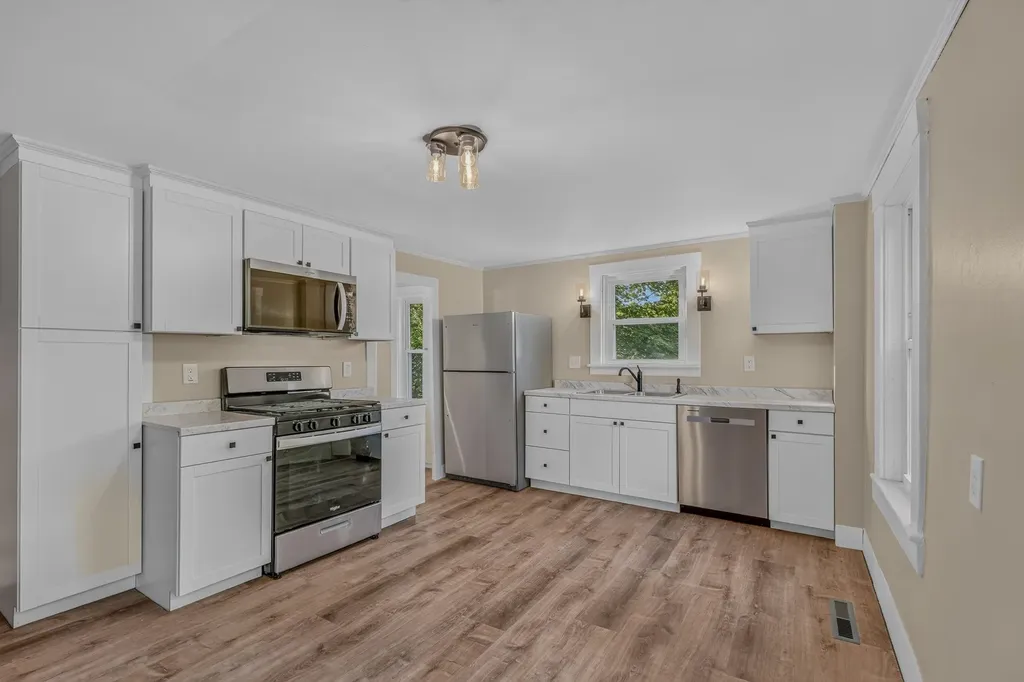 6 Hodge Hill Road Lisbon NH 03585