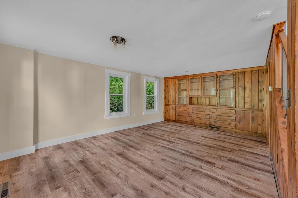 6 Hodge Hill Road Lisbon NH 03585