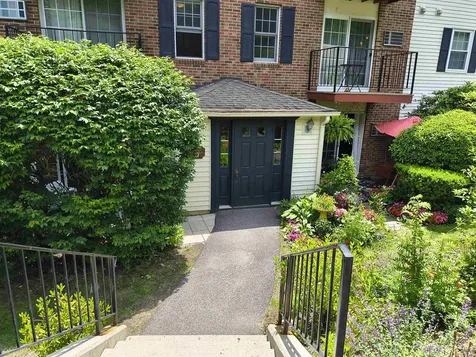 130 Endicott Street, N Street Laconia NH 03246