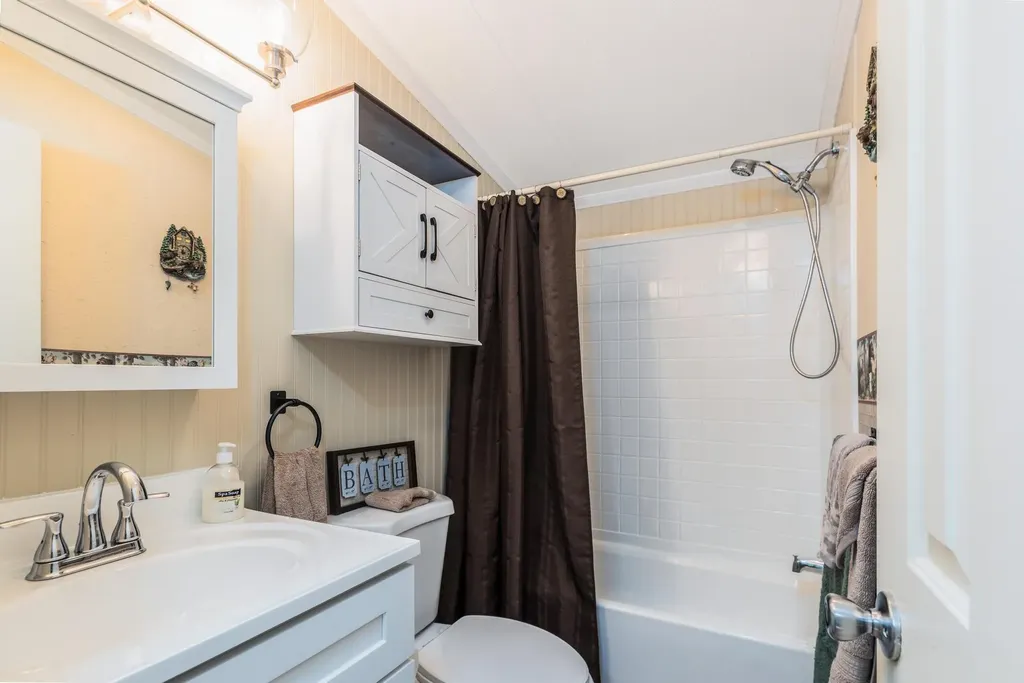 39 Hilton Avenue Exeter NH 03833