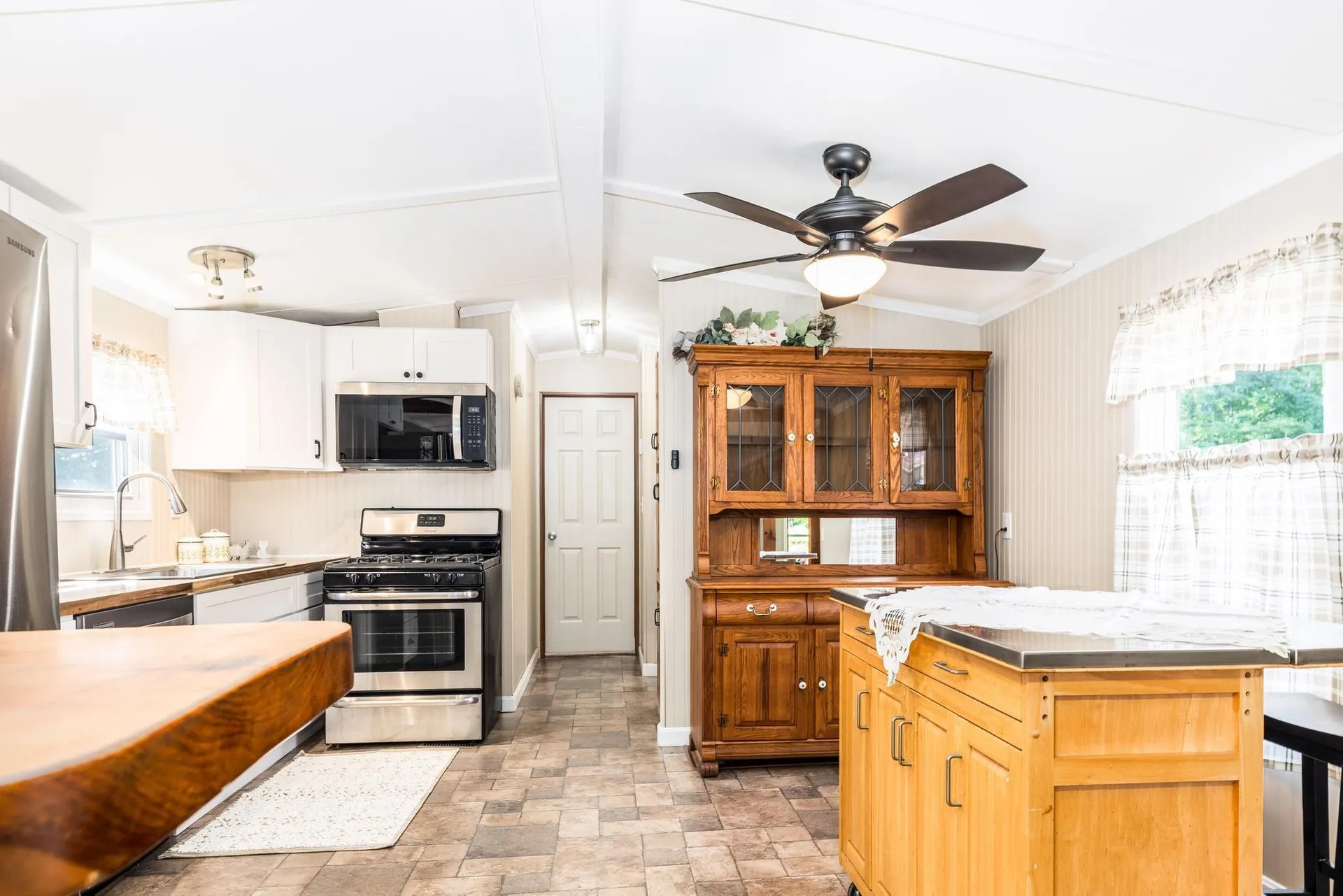 39 Hilton Avenue Exeter NH 03833