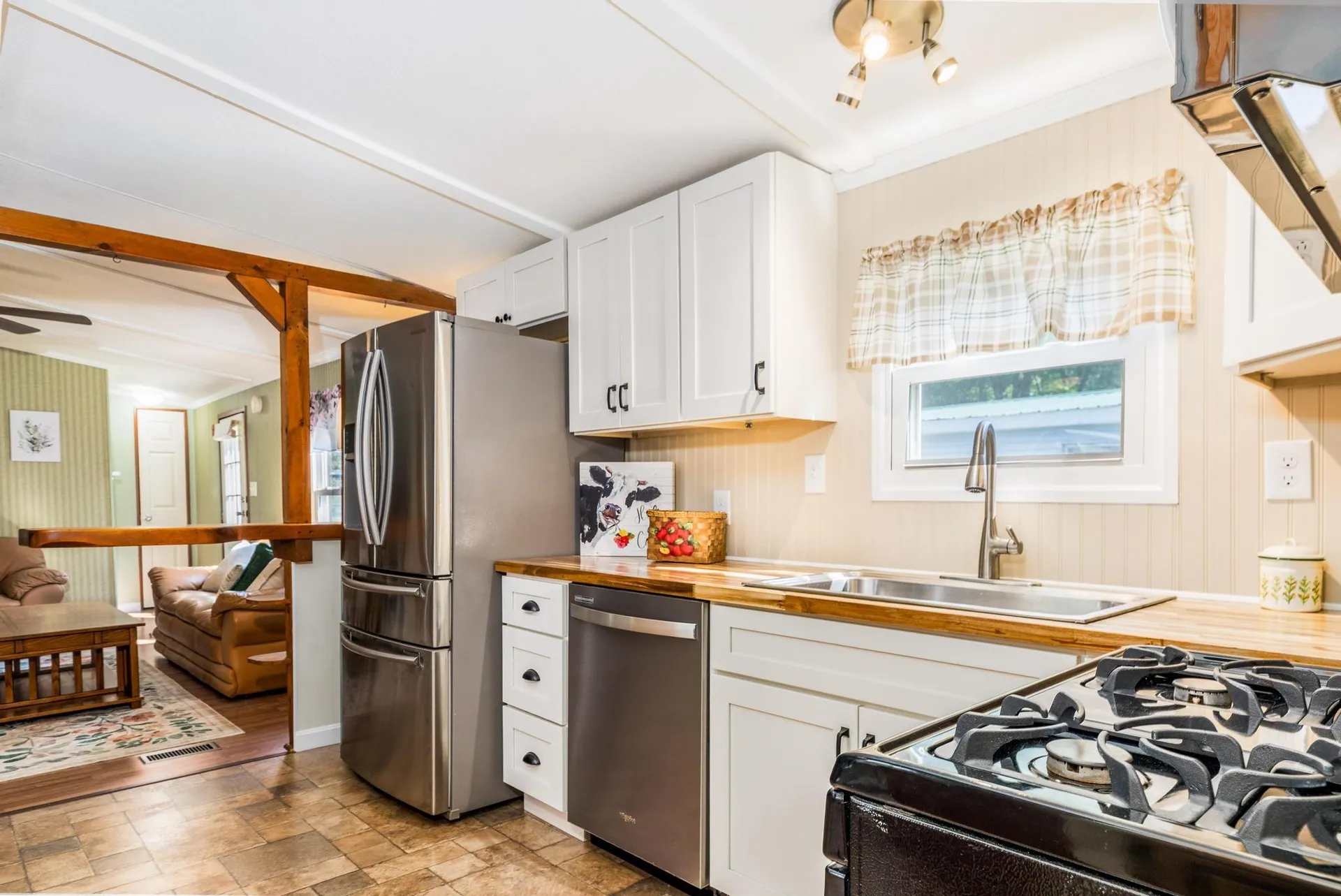 39 Hilton Avenue Exeter NH 03833