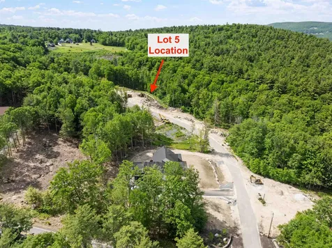 10 Jaytee Drive Alton NH 03809