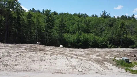 10 Jaytee Drive Alton NH 03809