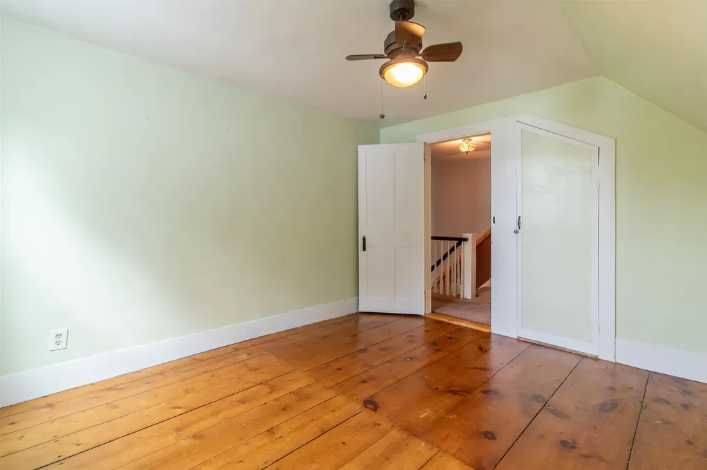 23 Short Street Corinth VT 05039