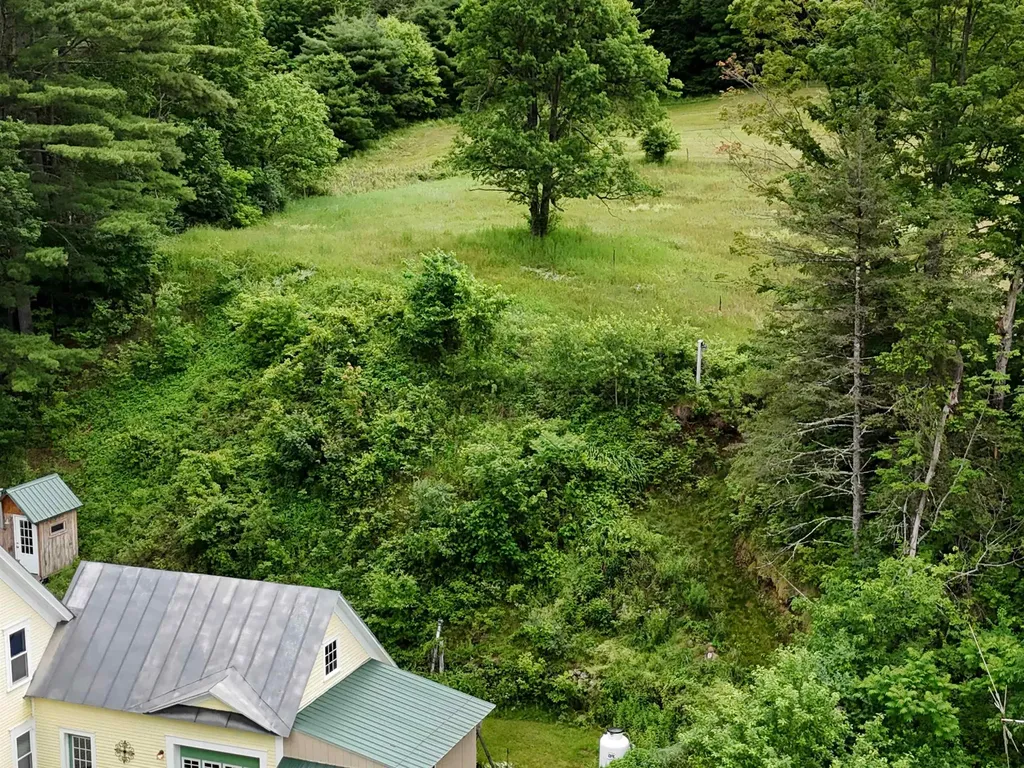 23 Short Street Corinth VT 05039