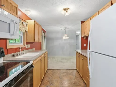 135 Williston Woods Road Williston VT 05495