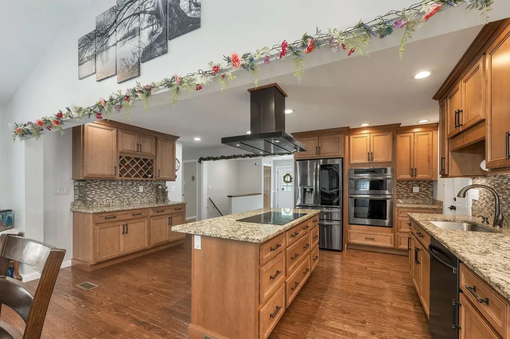 61 Almont Street Nashua NH 03060
