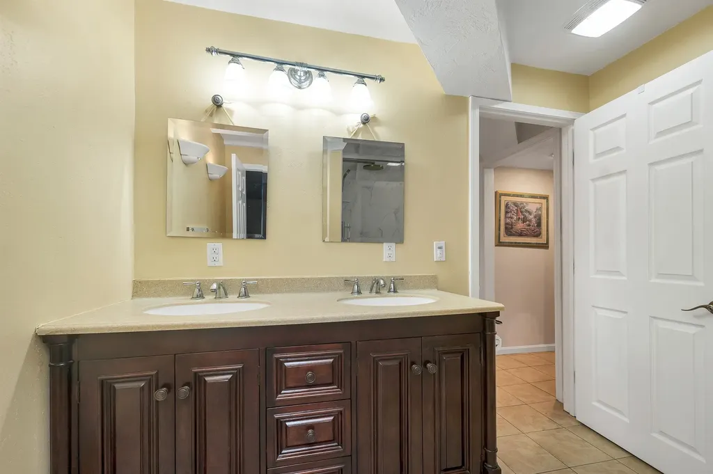 61 Almont Street Nashua NH 03060