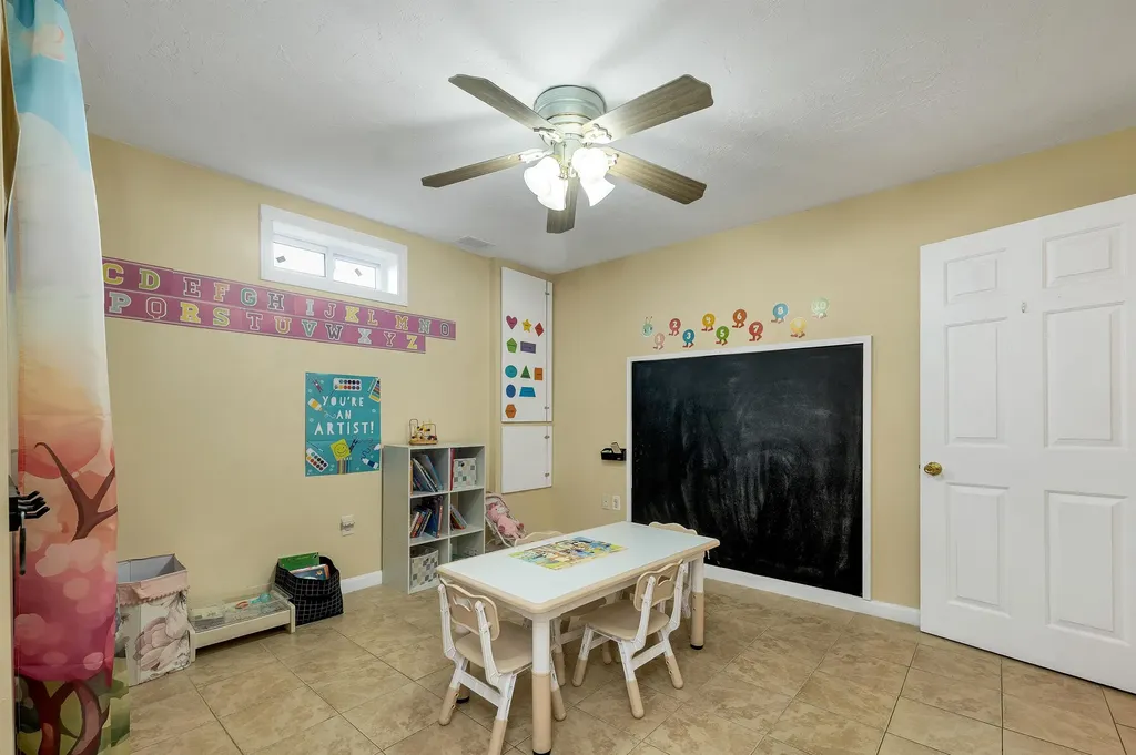 61 Almont Street Nashua NH 03060