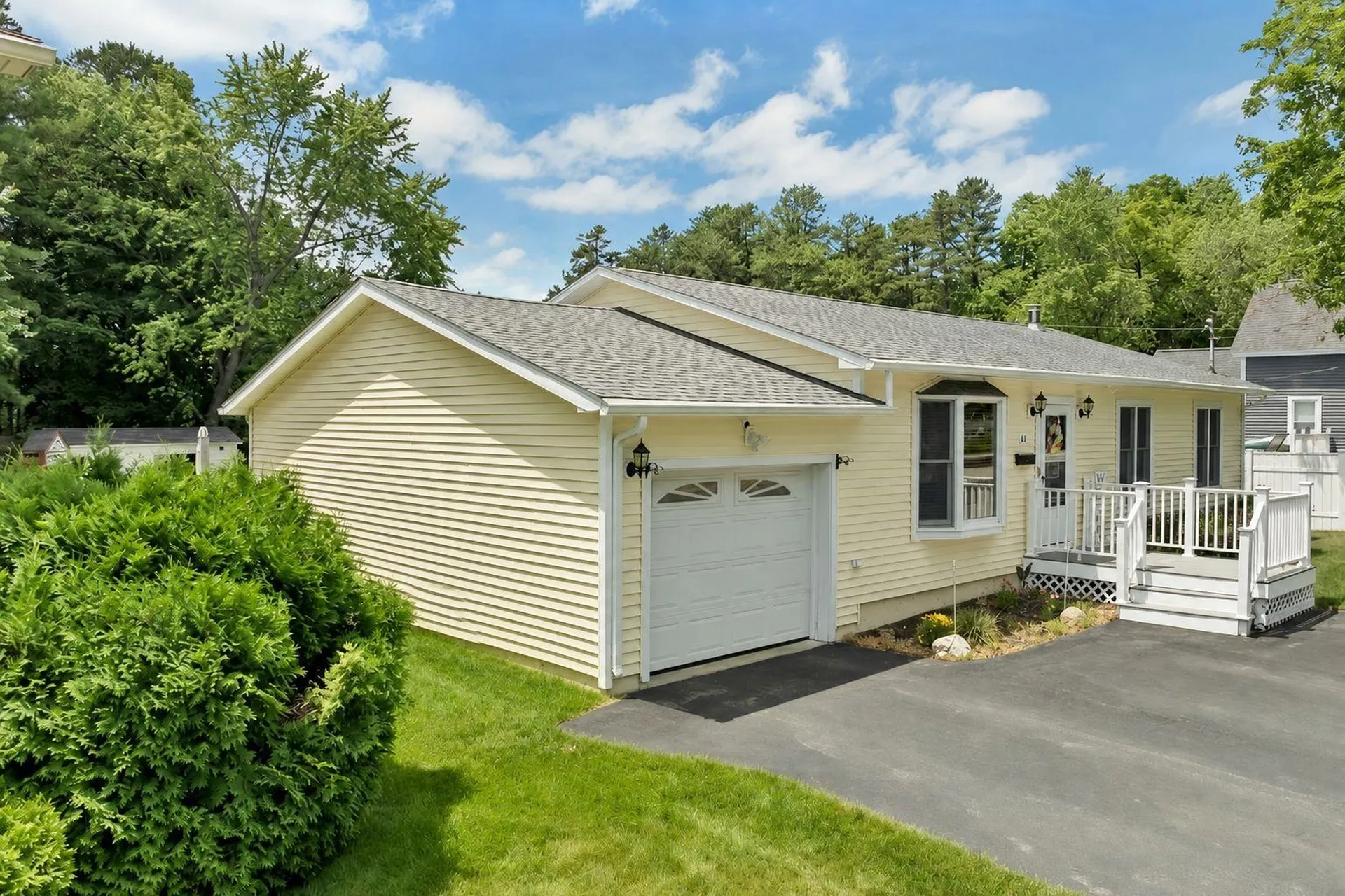 61 Almont Street Nashua NH 03060