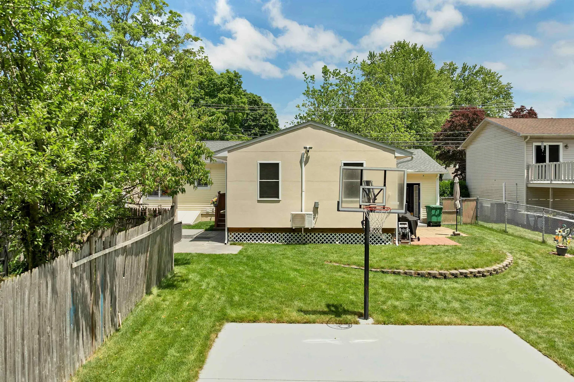 61 Almont Street Nashua NH 03060