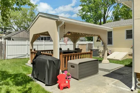 61 Almont Street Nashua NH 03060