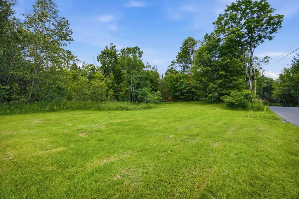 557 Old East Road Whitefield NH 03598