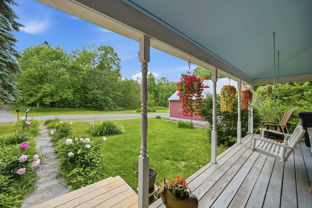 557 Old East Road Whitefield NH 03598