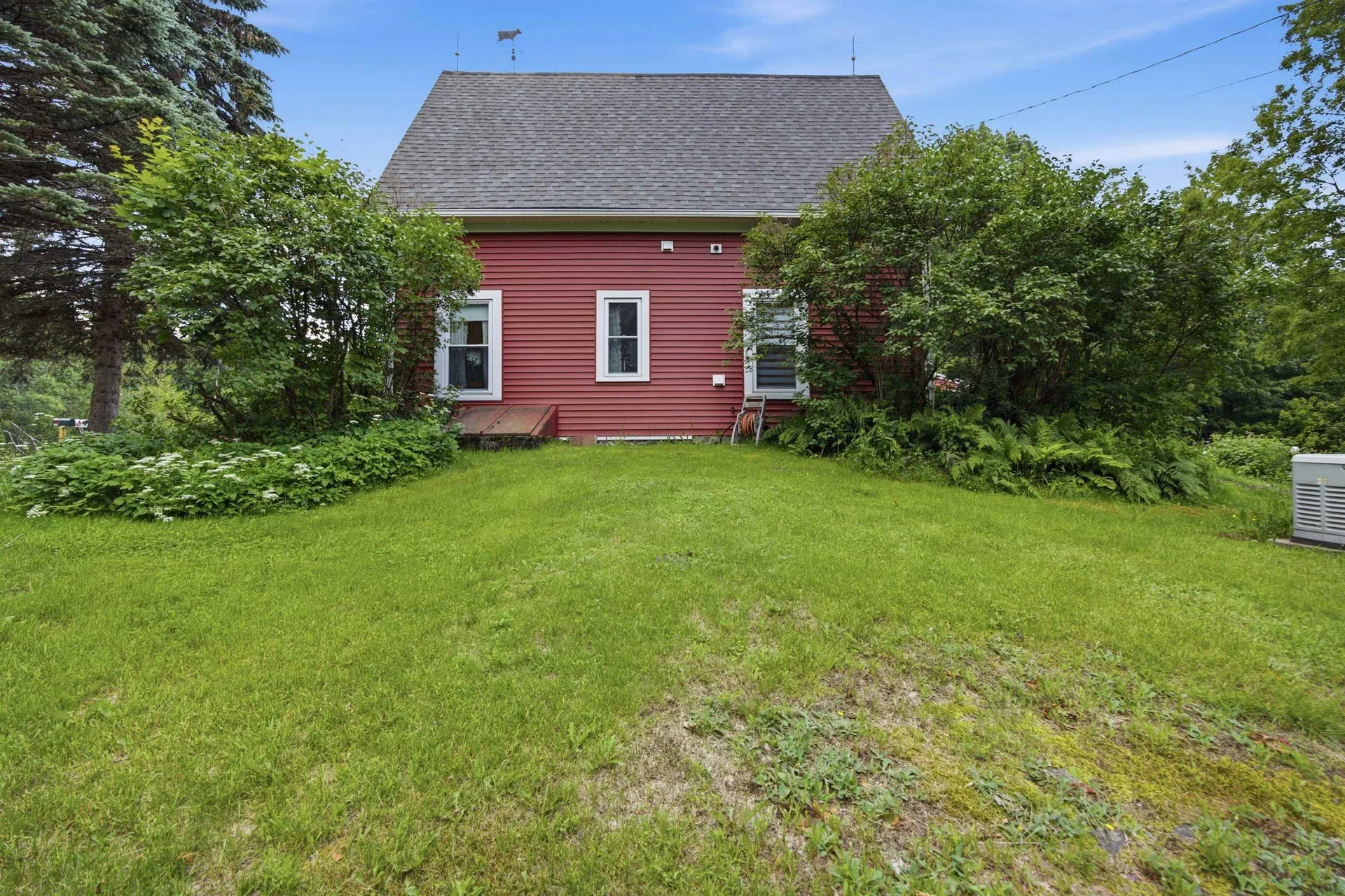 557 Old East Road Whitefield NH 03598