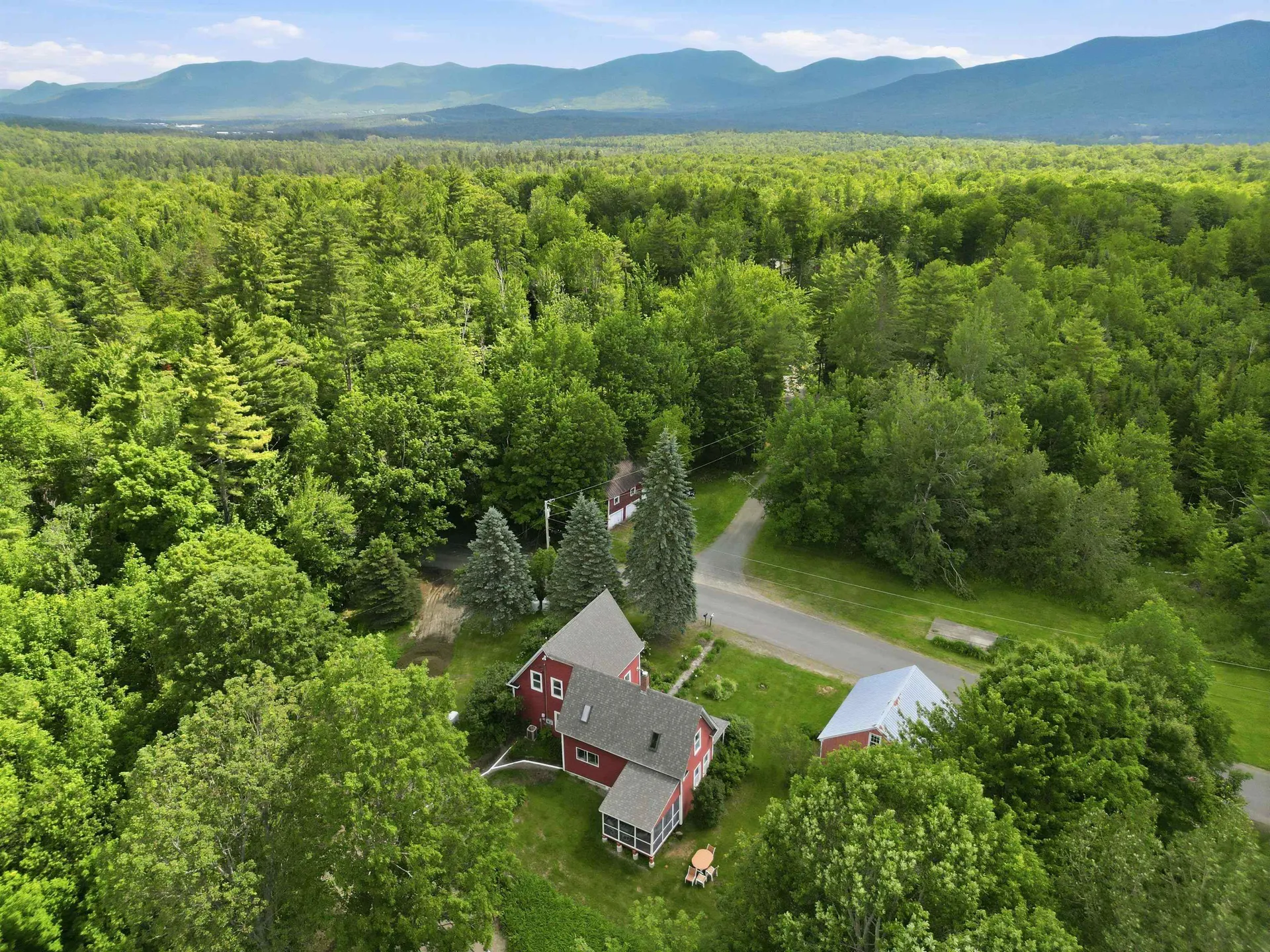 557 Old East Road Whitefield NH 03598