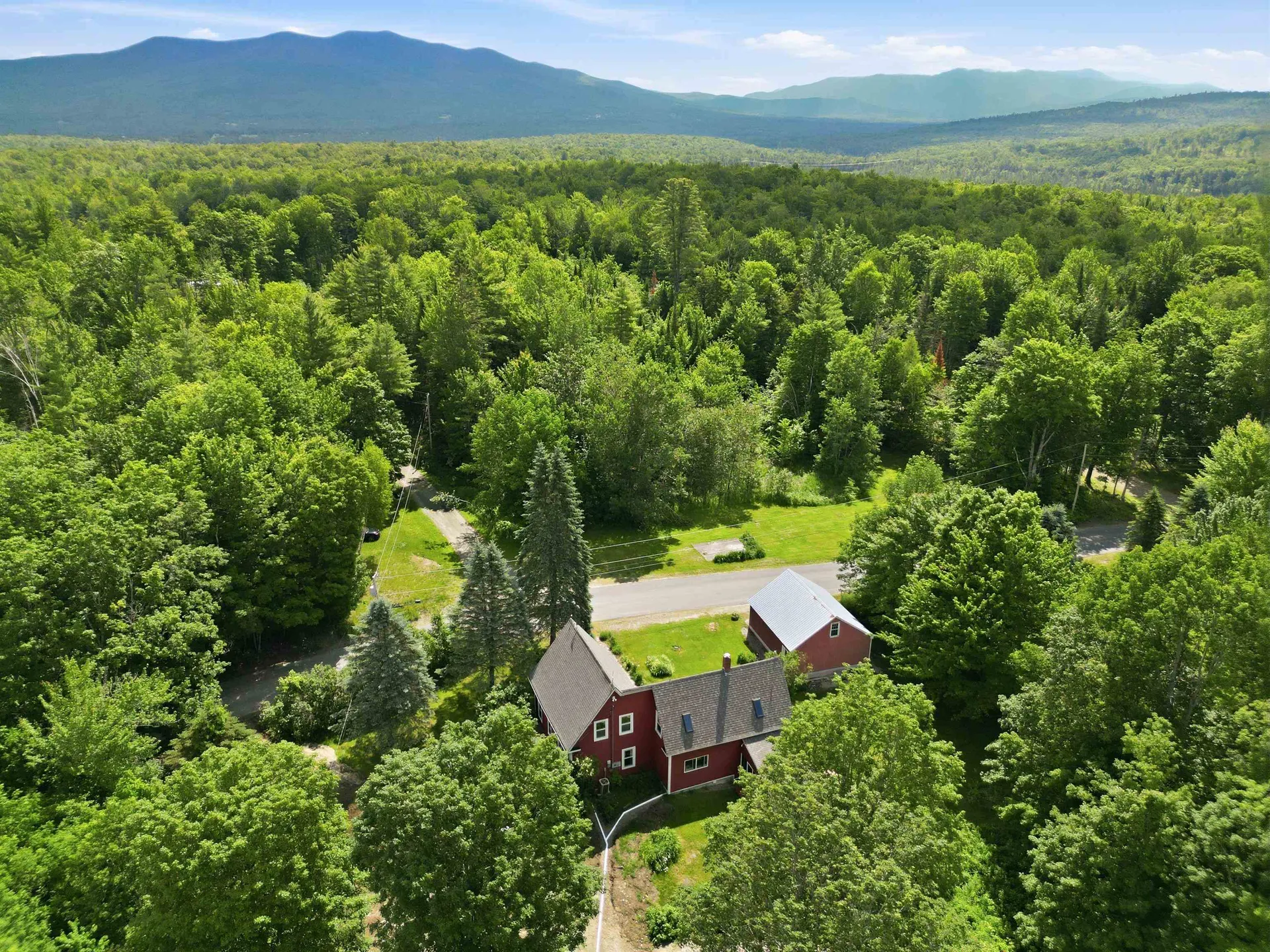 557 Old East Road Whitefield NH 03598