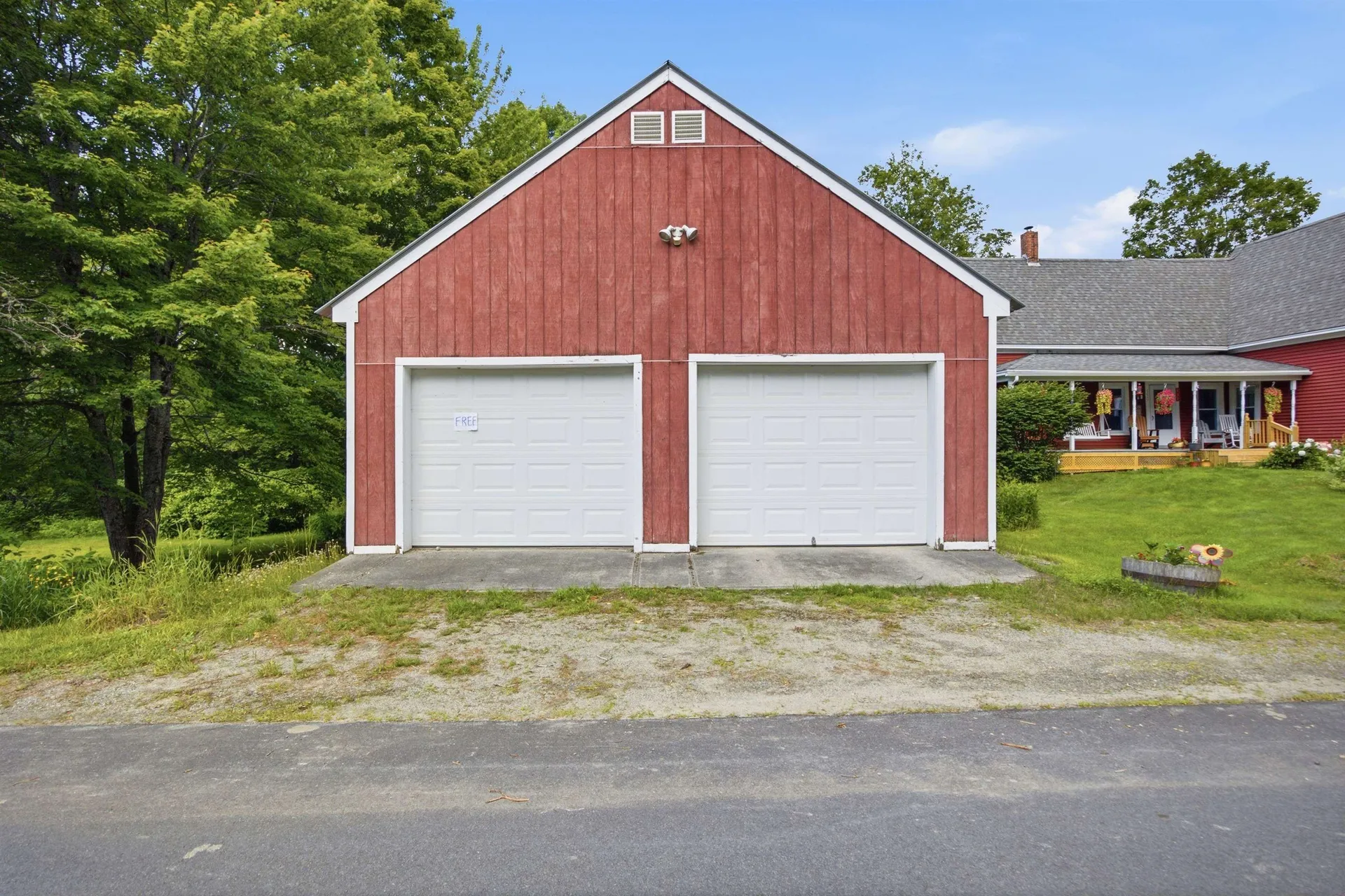 557 Old East Road Whitefield NH 03598