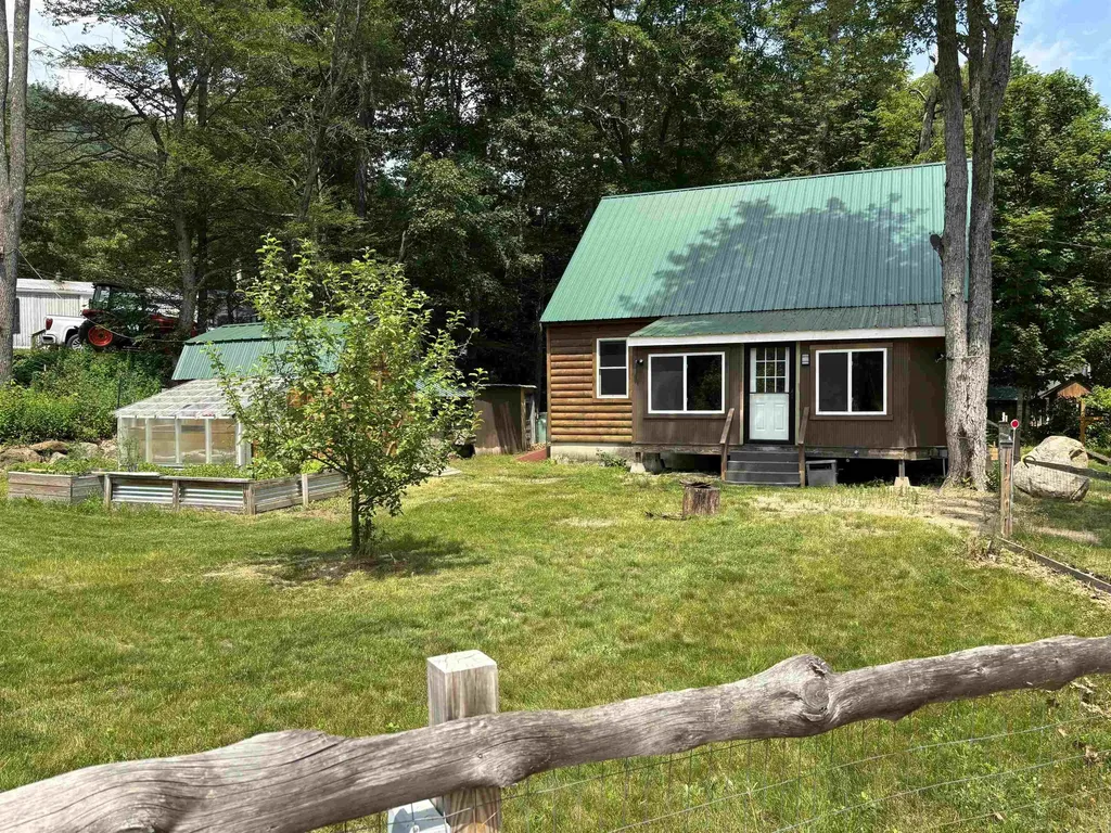 37 Camp Loop Road Bartlett NH 03812