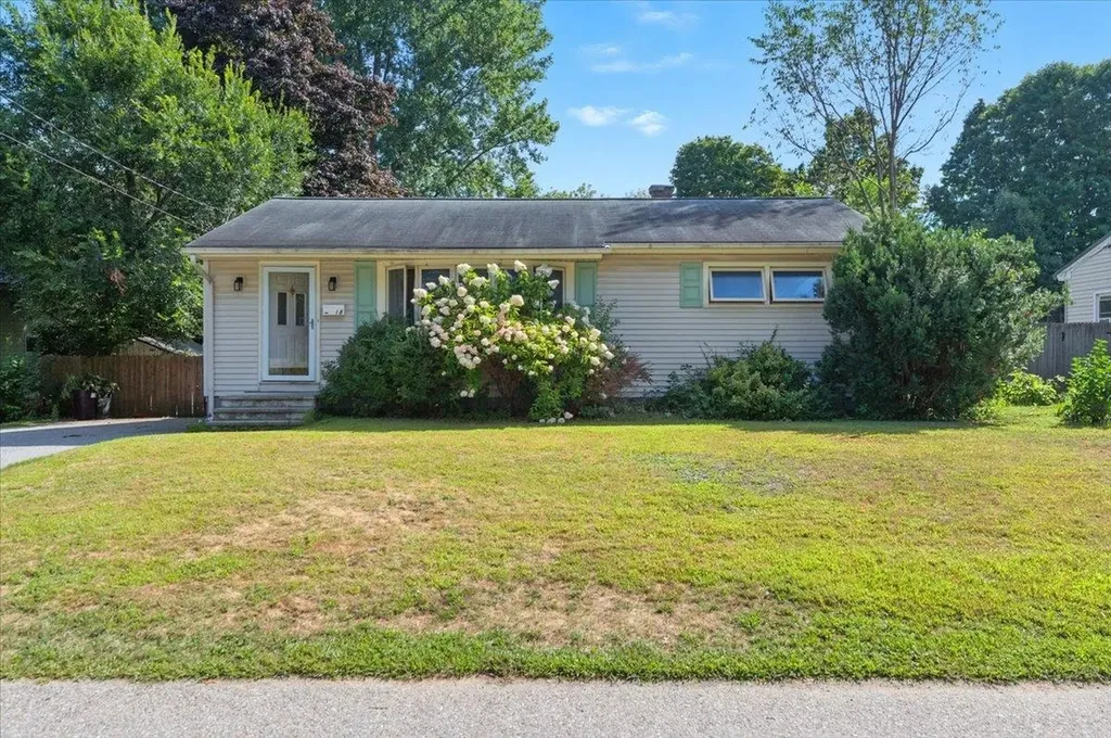 18 Maplewood Drive South Burlington VT 05403
