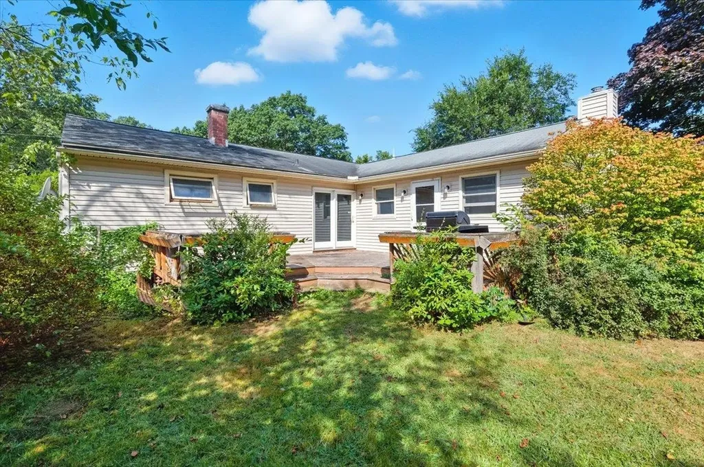 18 Maplewood Drive South Burlington VT 05403