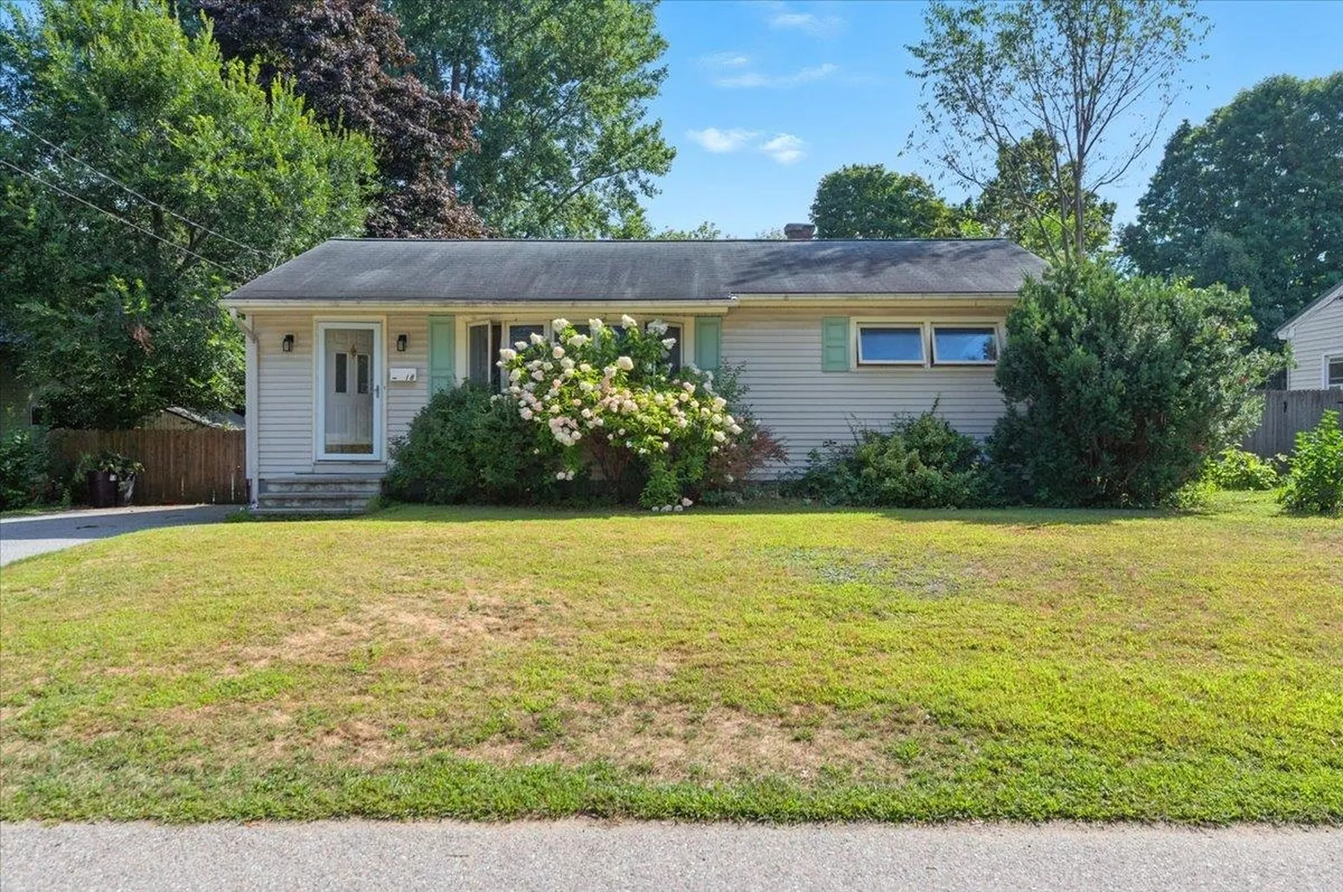 18 Maplewood Drive South Burlington VT 05403
