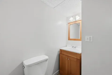 18 Maplewood Drive South Burlington VT 05403