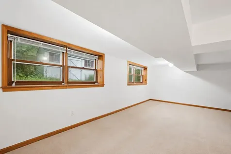 18 Maplewood Drive South Burlington VT 05403