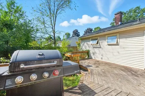 18 Maplewood Drive South Burlington VT 05403