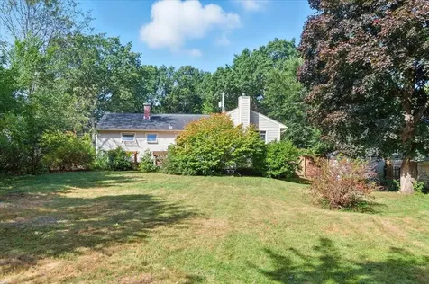 18 Maplewood Drive South Burlington VT 05403