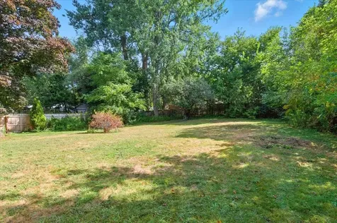 18 Maplewood Drive South Burlington VT 05403