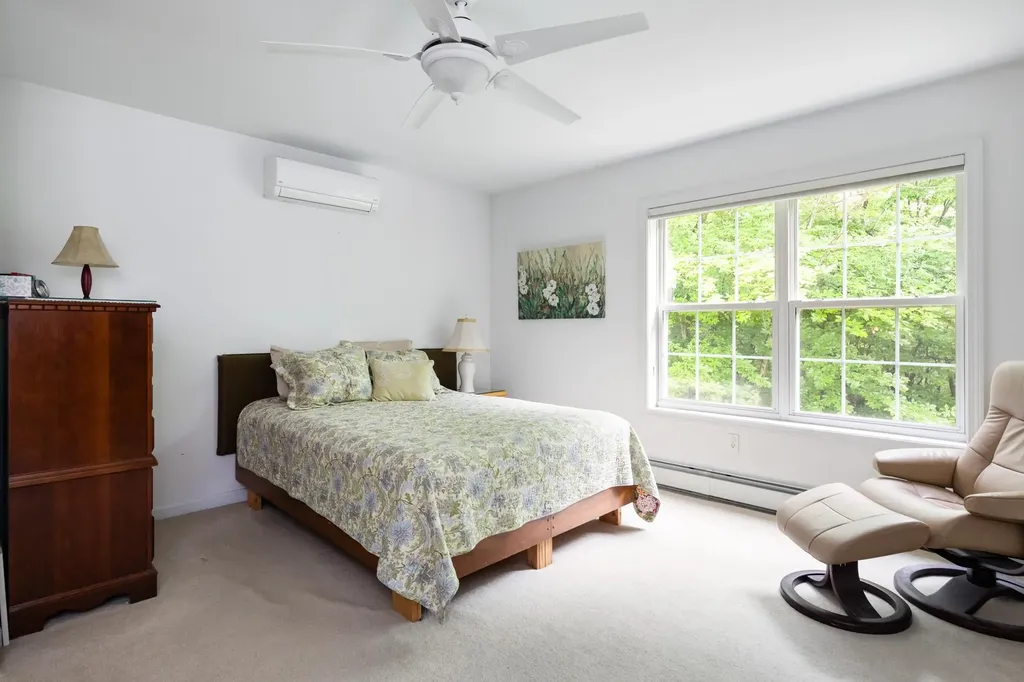 34 Pointe Drive Essex VT 05452
