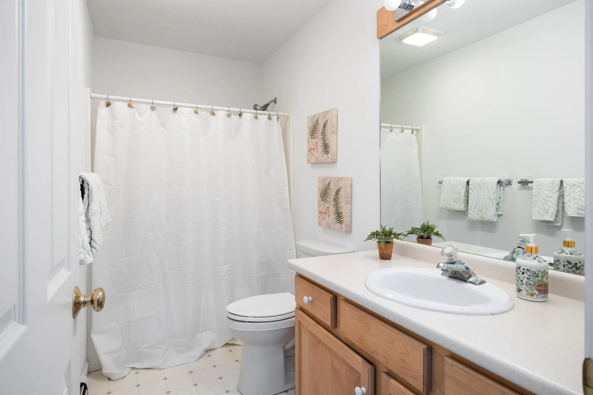 34 Pointe Drive Essex VT 05452