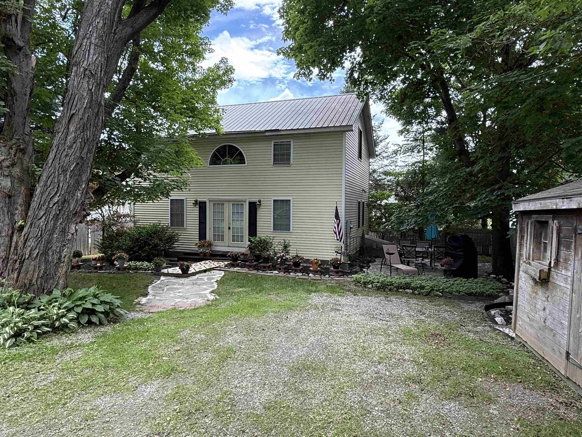 198 Elm Street Manchester VT 05255