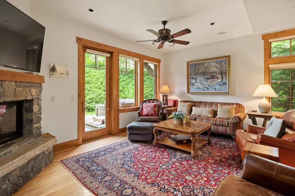 20 Inspiration Lane Stowe VT 05672