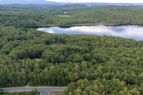 1385 Meredith Center Road Laconia NH 03246
