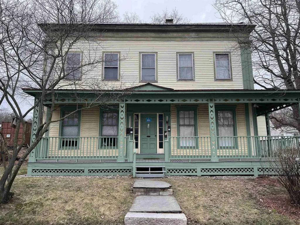 28 Brook Street Brattleboro VT 05301