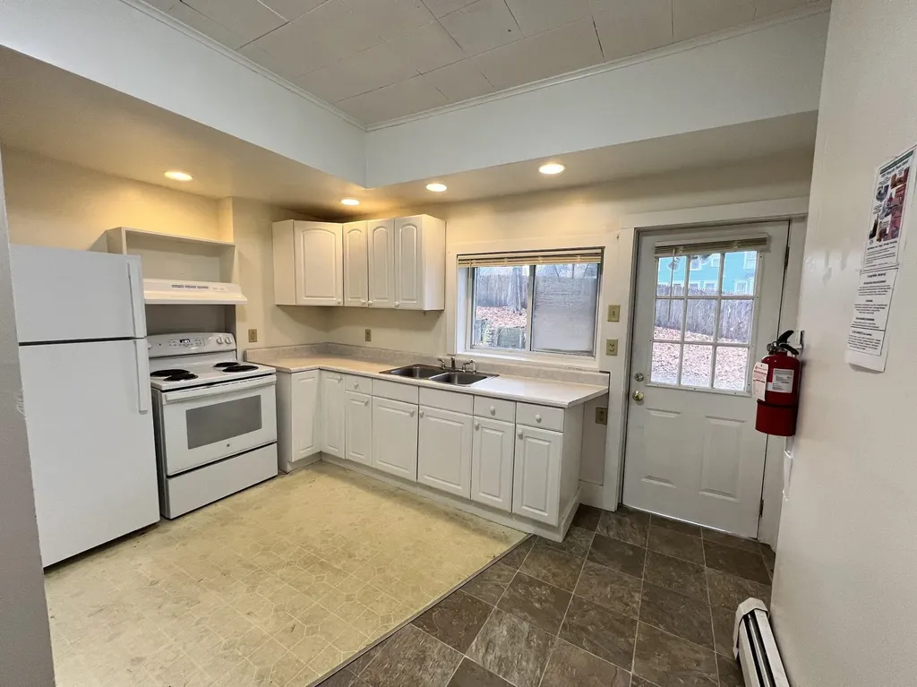 28 Brook Street Brattleboro VT 05301