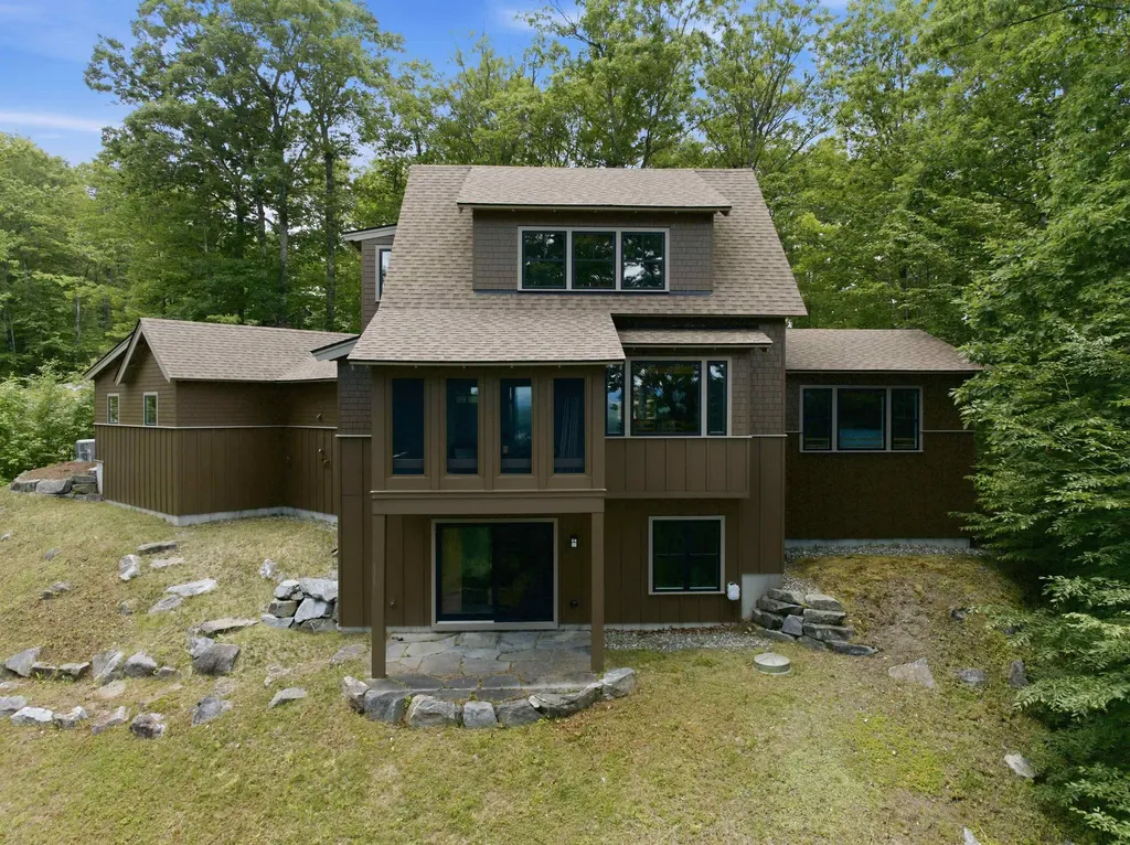 5 Peaked Hill Road Ashland NH 03217