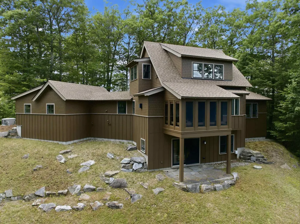 5 Peaked Hill Road Ashland NH 03217