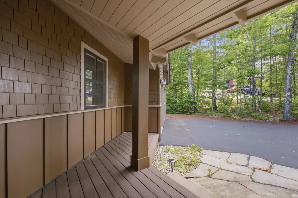 5 Peaked Hill Road Ashland NH 03217