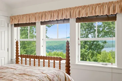 5 Peaked Hill Road Ashland NH 03217