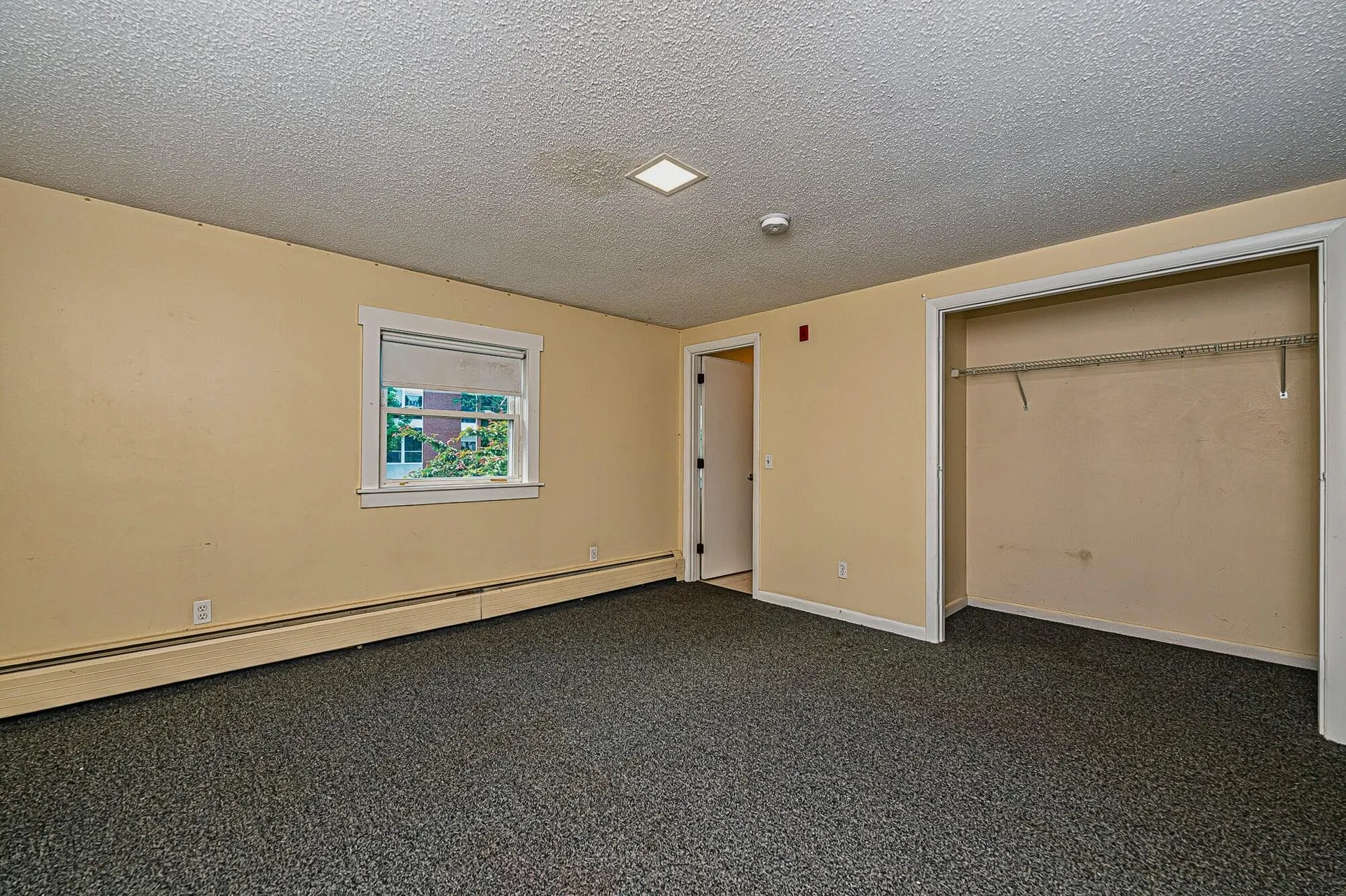 81 Seamans Road New London NH 03257