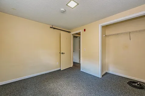 81 Seamans Road New London NH 03257