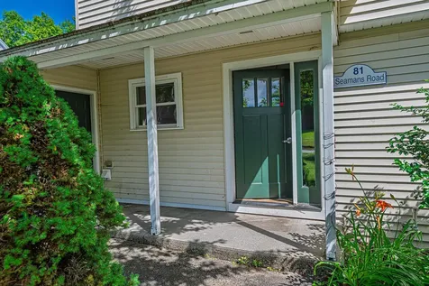 81 Seamans Road New London NH 03257